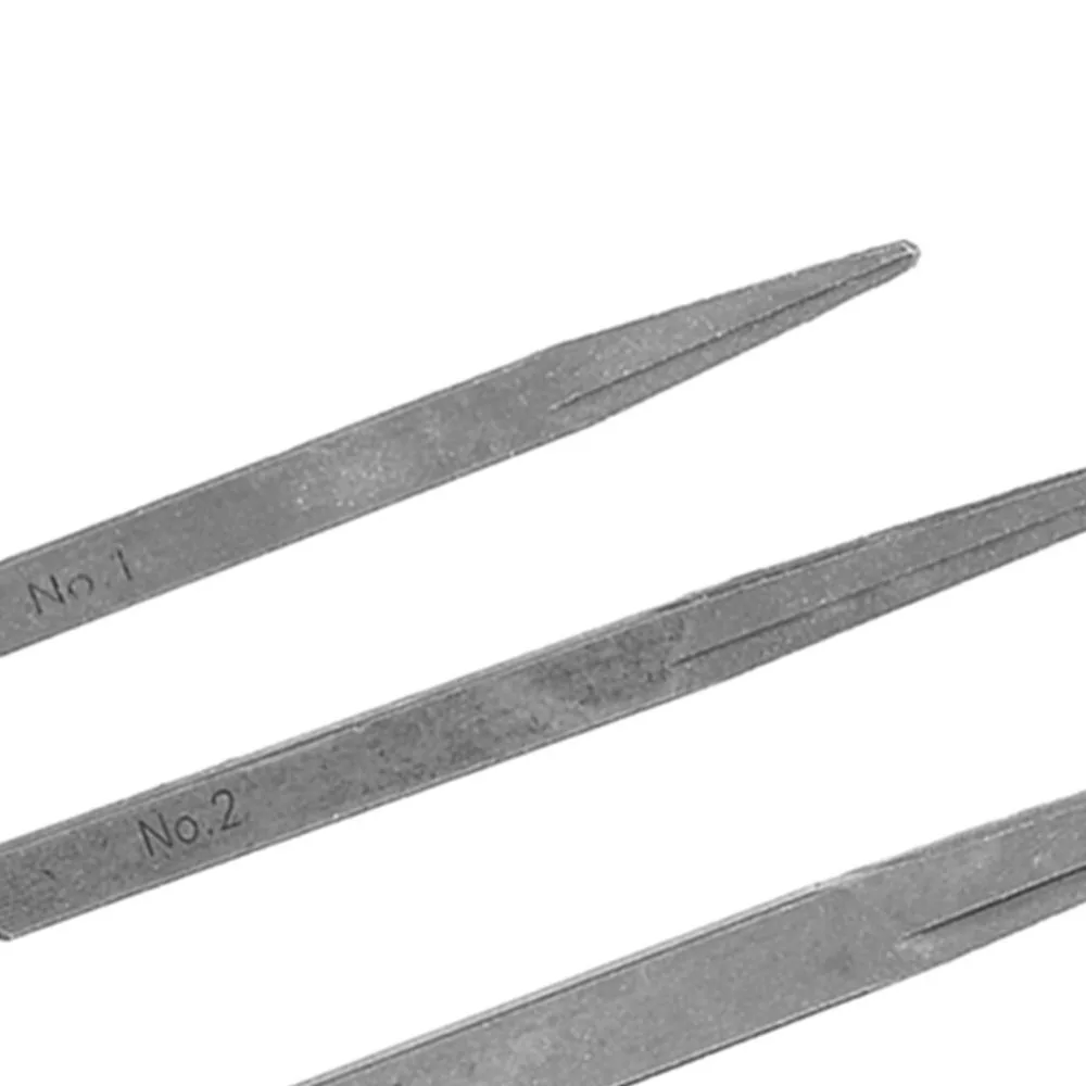 

5 Pcs Straight Fluted Easy Out Bolt Extractor Set M4-M18 3/16-Inch to 5/8-Inch Straight Fluted Screw Extractor Square Type