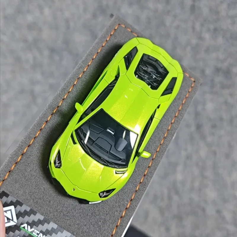 재고 있음: 1:64 Lamborghini Aventador S LP740-4 다이캐스트 수지 자동차 모델, 어린이 축제 선물 장난감, 성인 수집품 장식품