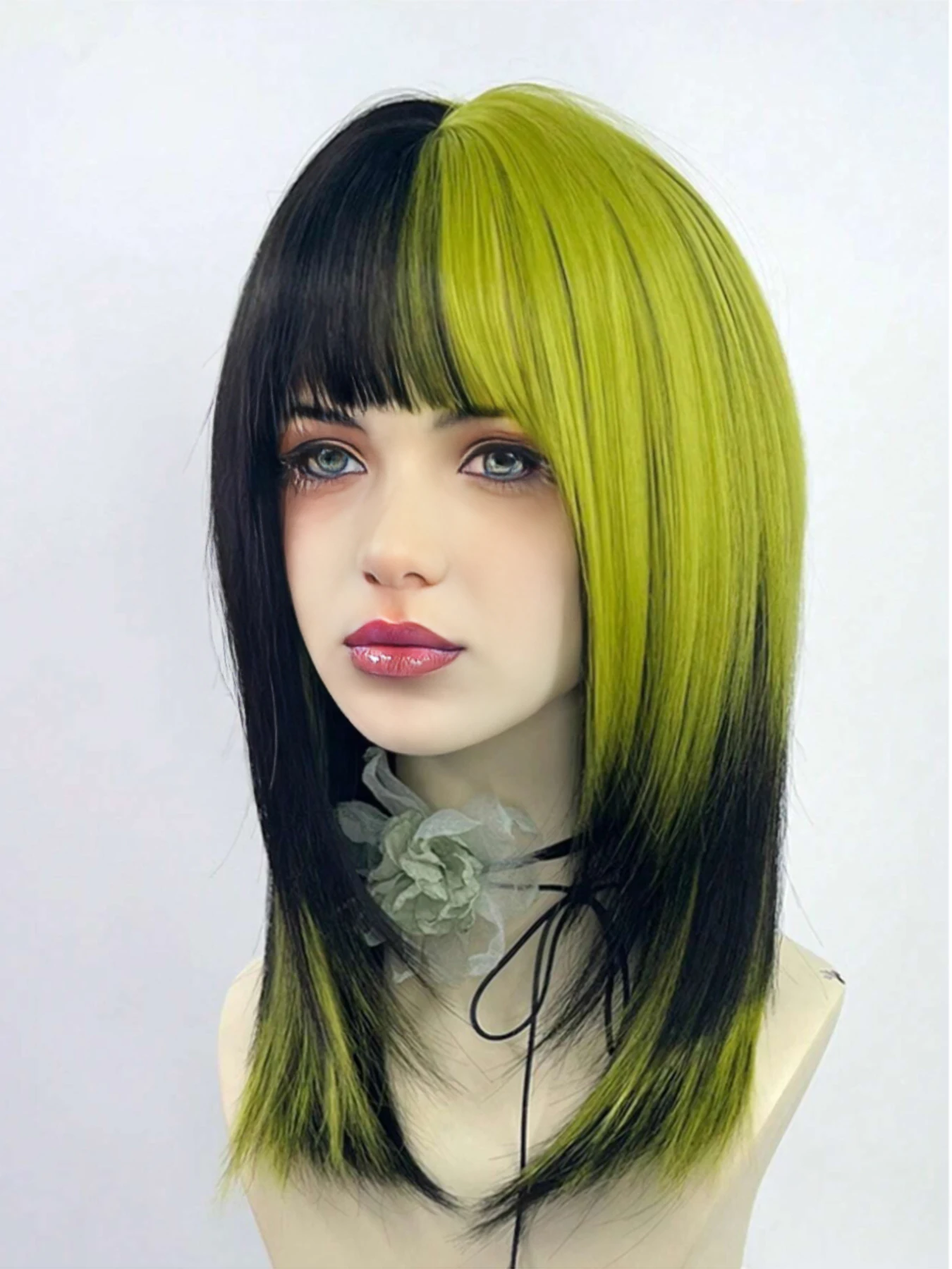 Synthetic Short Straight Green Black Layered Mix Wig With Bangs Women Fluffy Lolita Cosplay Hair Wig For Daily Party image 3