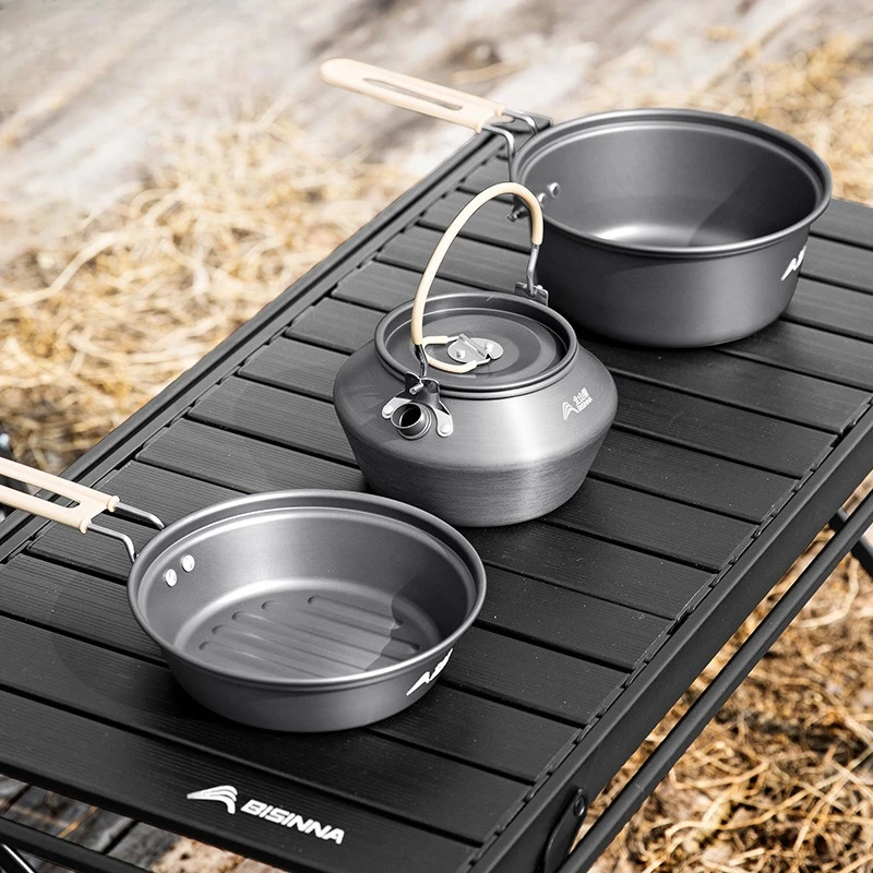 

Outdoor Camping Pot Set with Cooking Pots and Frying Pan Portable Large-capacity Aluminum Alloy Picnic Pot with Foldable Handle