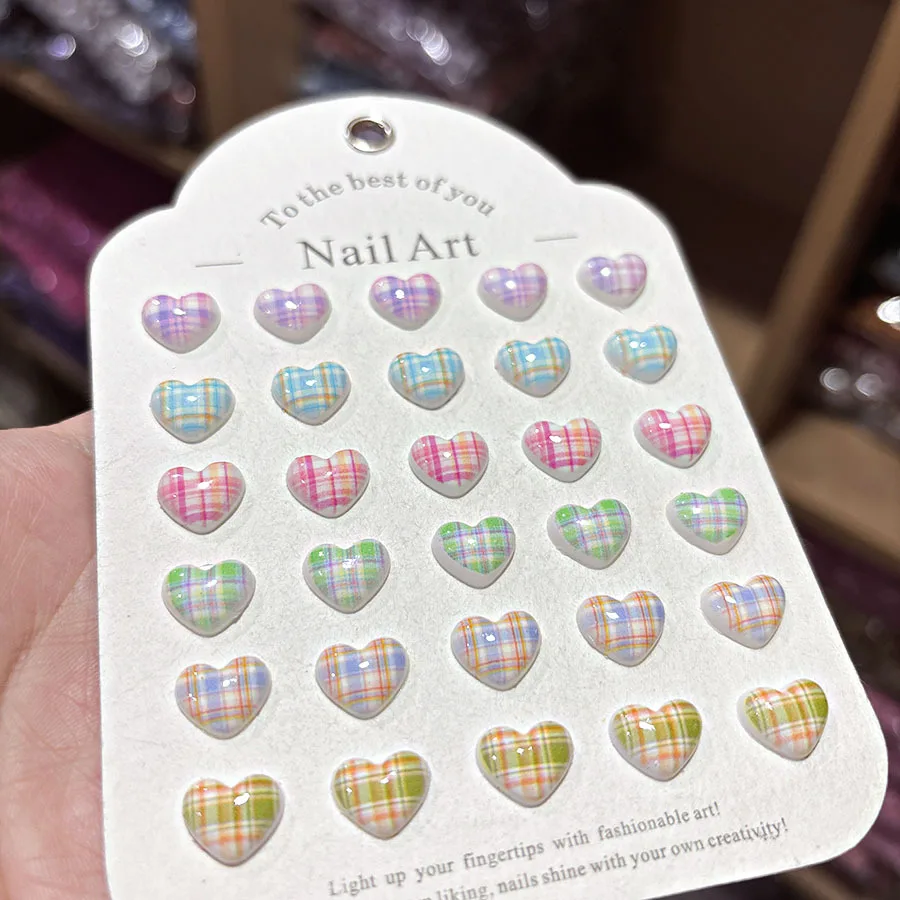 

100 шт./упак. 3D-украшения для ногтей в форме сердца с клетчатым узором, 10×11 мм – милый дизайн для девочек, очаровательный декор для маникюра своими руками в стиле Kawaii