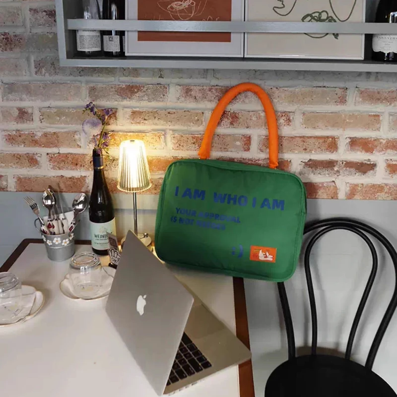 Waterproof and shockproof liner computer bag Apple 13456 inch shoulder portable commuter