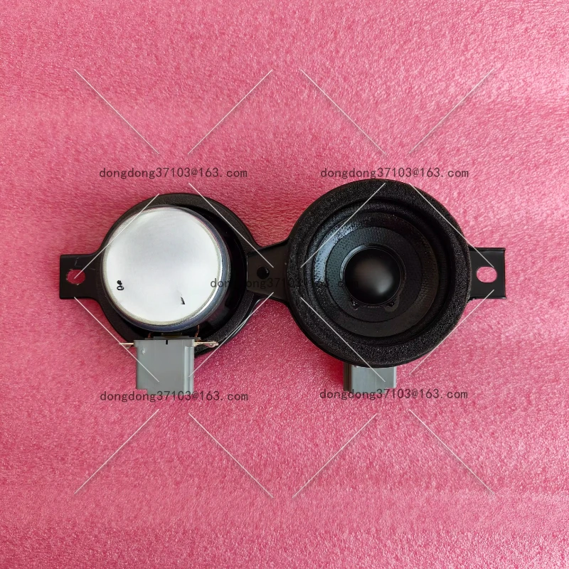 GL8 XT5 Door Speake… - image