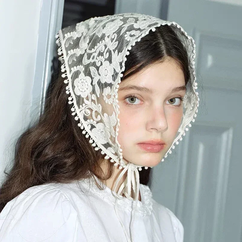 Lenço de cabelo de renda floral tecido branco feminino retro triângulo lenço viagem foto bandana chapéu acessórios para o cabelo