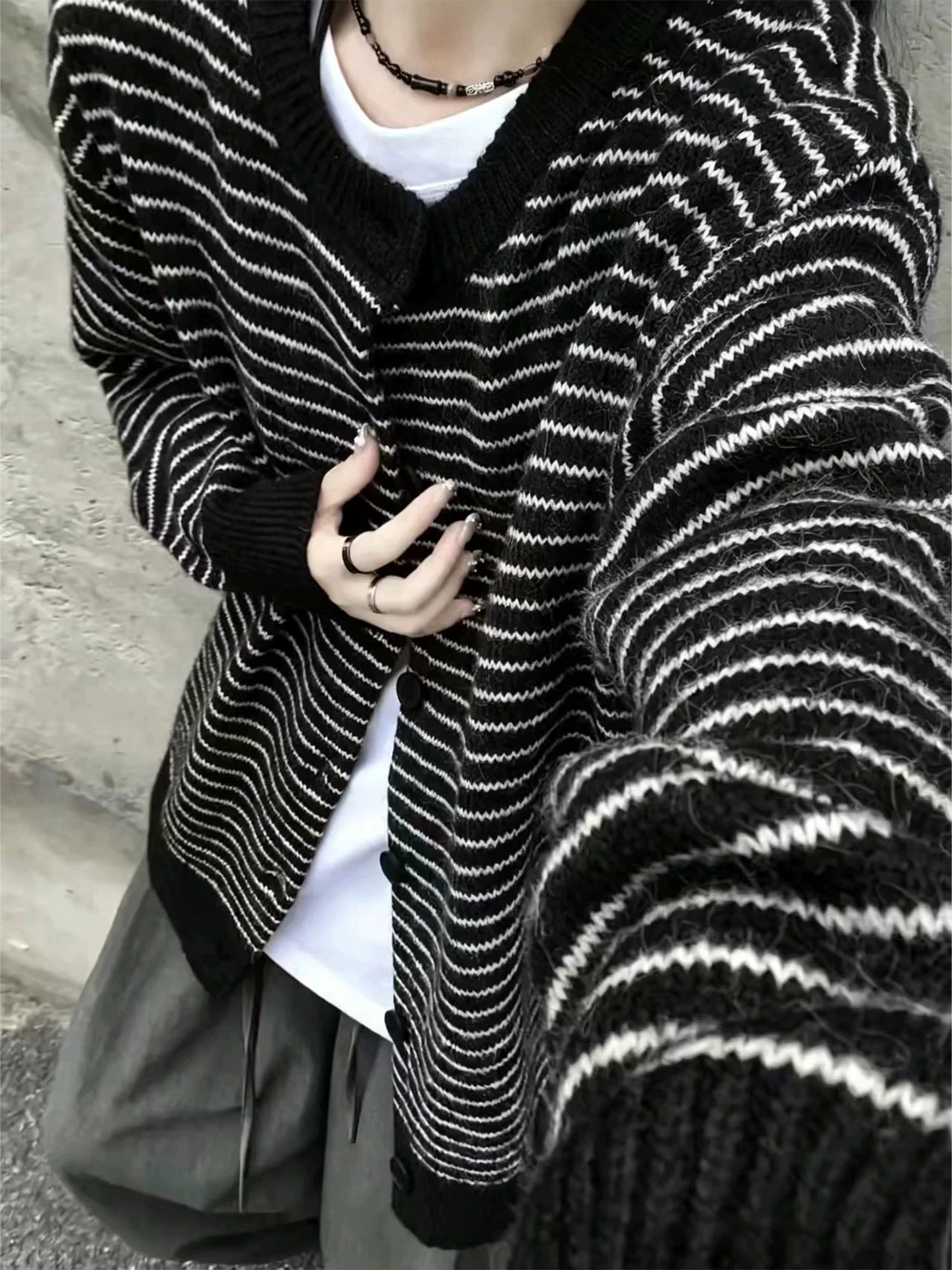 Retro Striped Color Block round Neck Knitted Open Cardigan Men's Loose Casual Sweater Jacket Autumn Winter Cleanfit Style