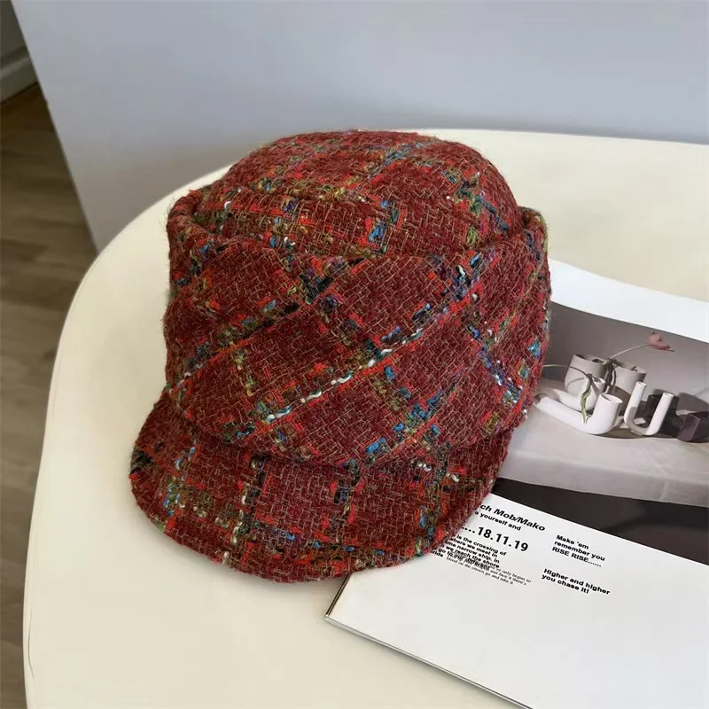 

French Tweed Equestrian Hat Women's Autumn and Winter Warm Cap Japanese Literary Folds Fashion Beret Hat Tide