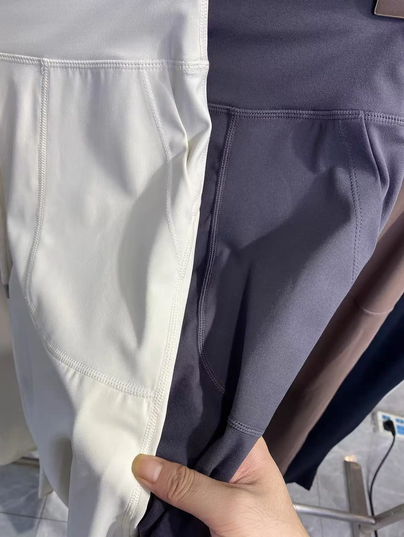 Damen-Sporthose mit lockerer Passform und Taschen, gerade geschnittene, hochtaillierte Fitnesshose, Yoga-Hose, Pilates-Hose – Detail 4