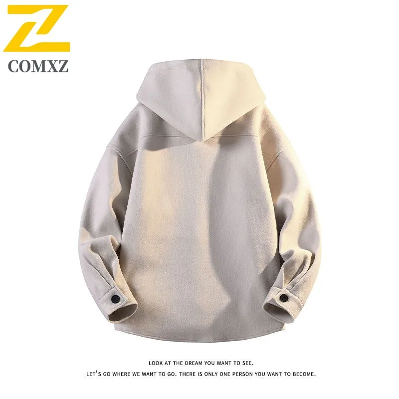 معطف COMXZ مريح كلاسيكي كبير الحجم بقلنسوة سترات رجالية عصرية للعمل والمشي لمسافات طويلة قابلة للتنفس للخريف والسفر سترة واقية من الرياح