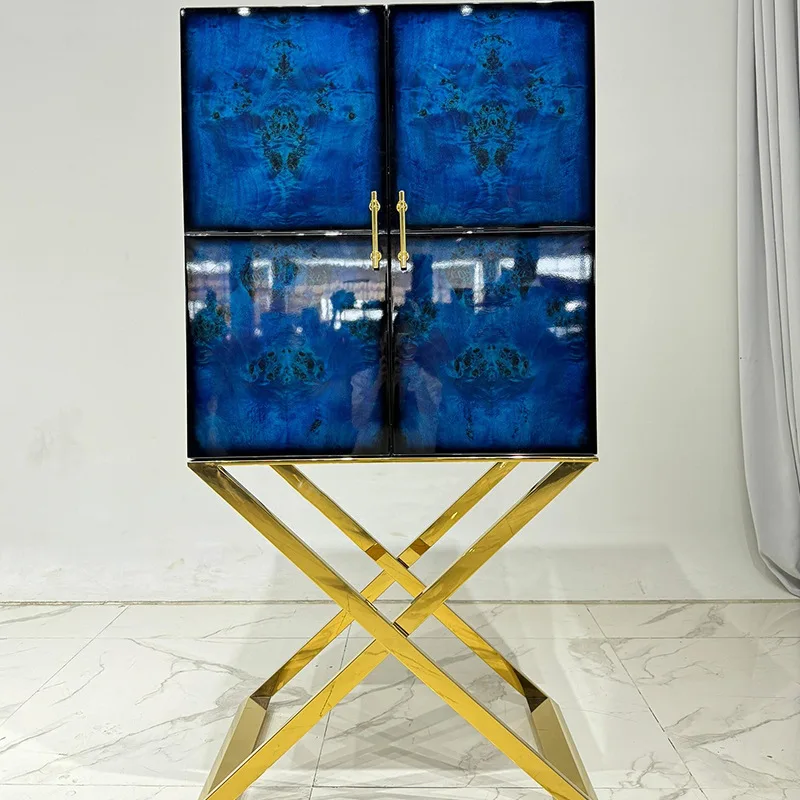 

Итальянский светлый роскошный винный шкафчик, современный простой шкаф высотой 1,5, витрина для виллы, дизайнерский боковой шкаф для столовой