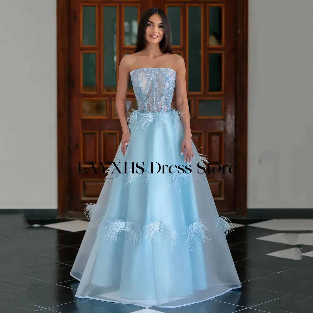 LAYXHS mode bleu bretelles robes de soirée a-ligne plume perlée Tulle robes de soirée personnalisé فساتmaveramavera