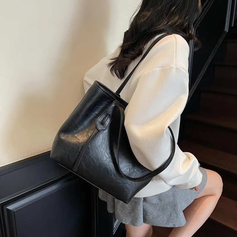 

Premium Women's Tote Bag Genuine Leather Crossbody Handbag Elegant Shoulder Purse Designer Luxury Ladies Bag