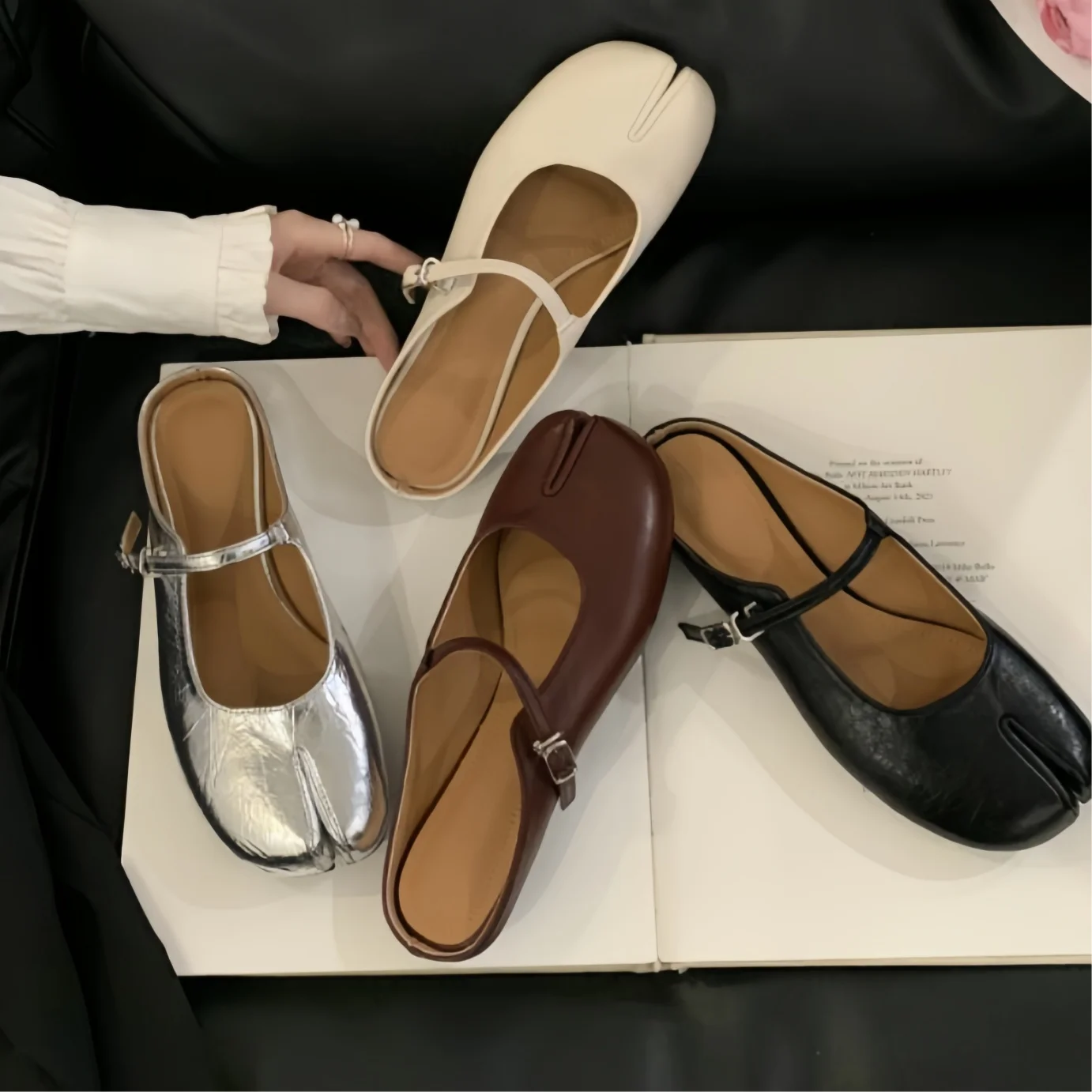 Pig Trotter Split Toe Flat Shoes Step On A Single Shoes Simple Convenient Slippers Comfortable Summer Shoe Breathable Flat Shoe