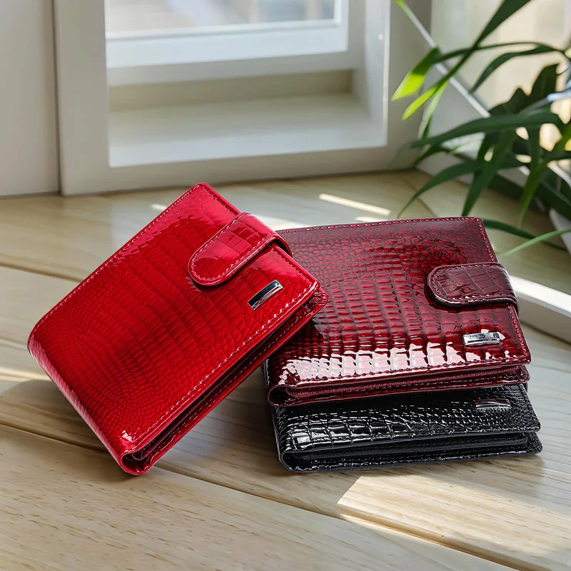 Leather wallet for women, painted leather design, new style, high-end, lady's short purse, top-grade cowhide handmade wallet