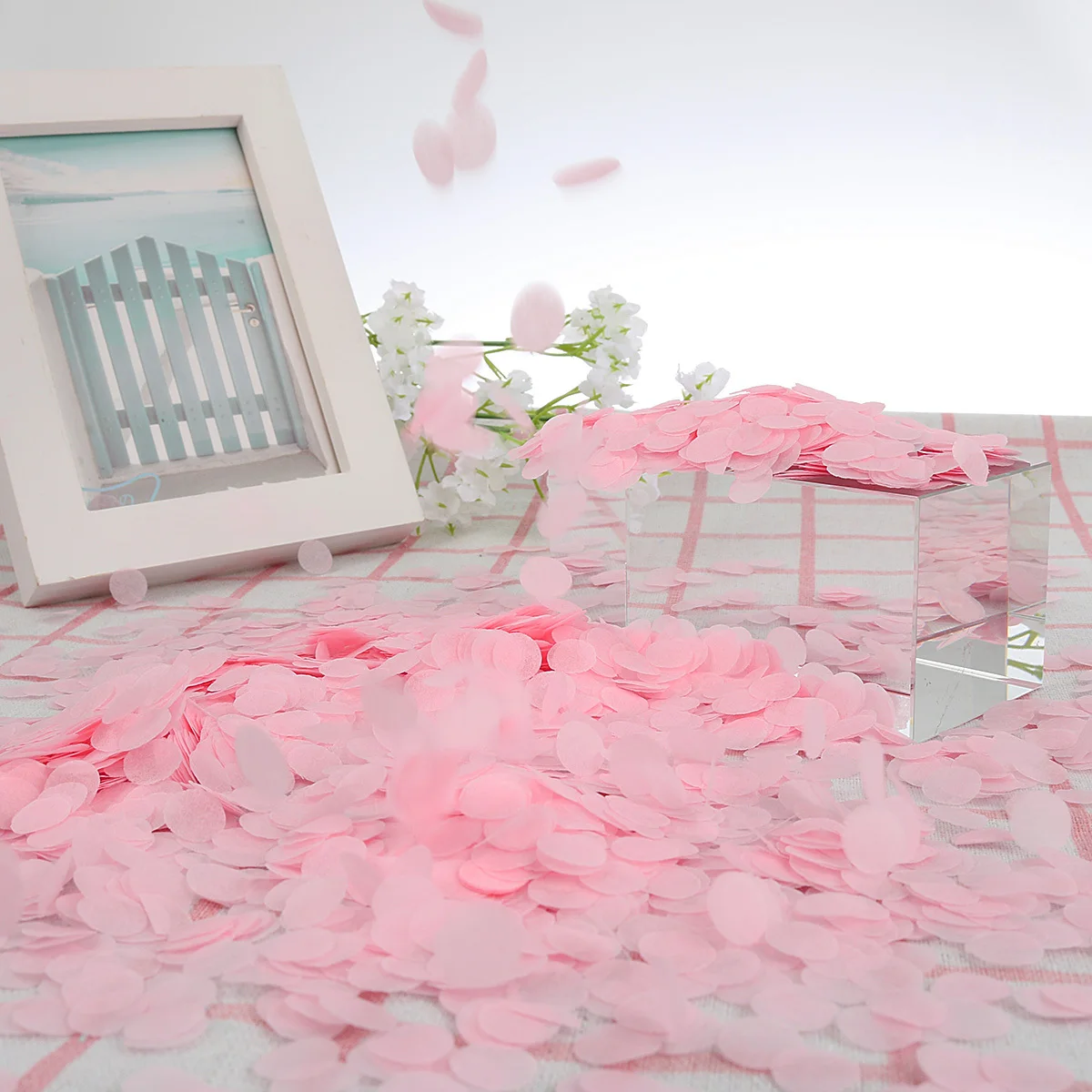 

Party Accessories Balloon Confetti Delicate Shape Wedding Decoration Birthday Anniversary