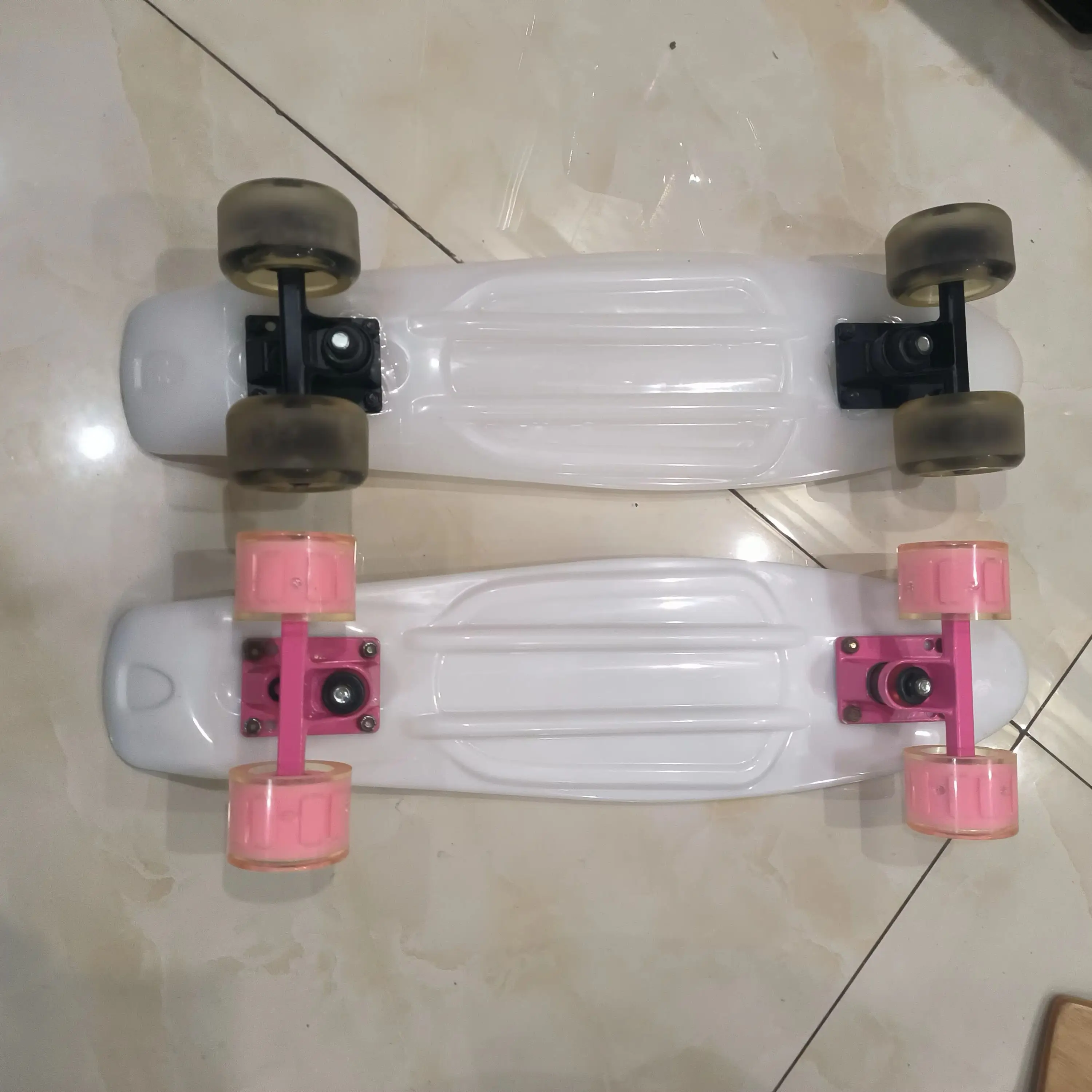 Penny style Skateboard Mini Plastic Skate Board Flash Wheel 4 Wheel Cruiser Scooter Penny board Adult Skateboard Assembled