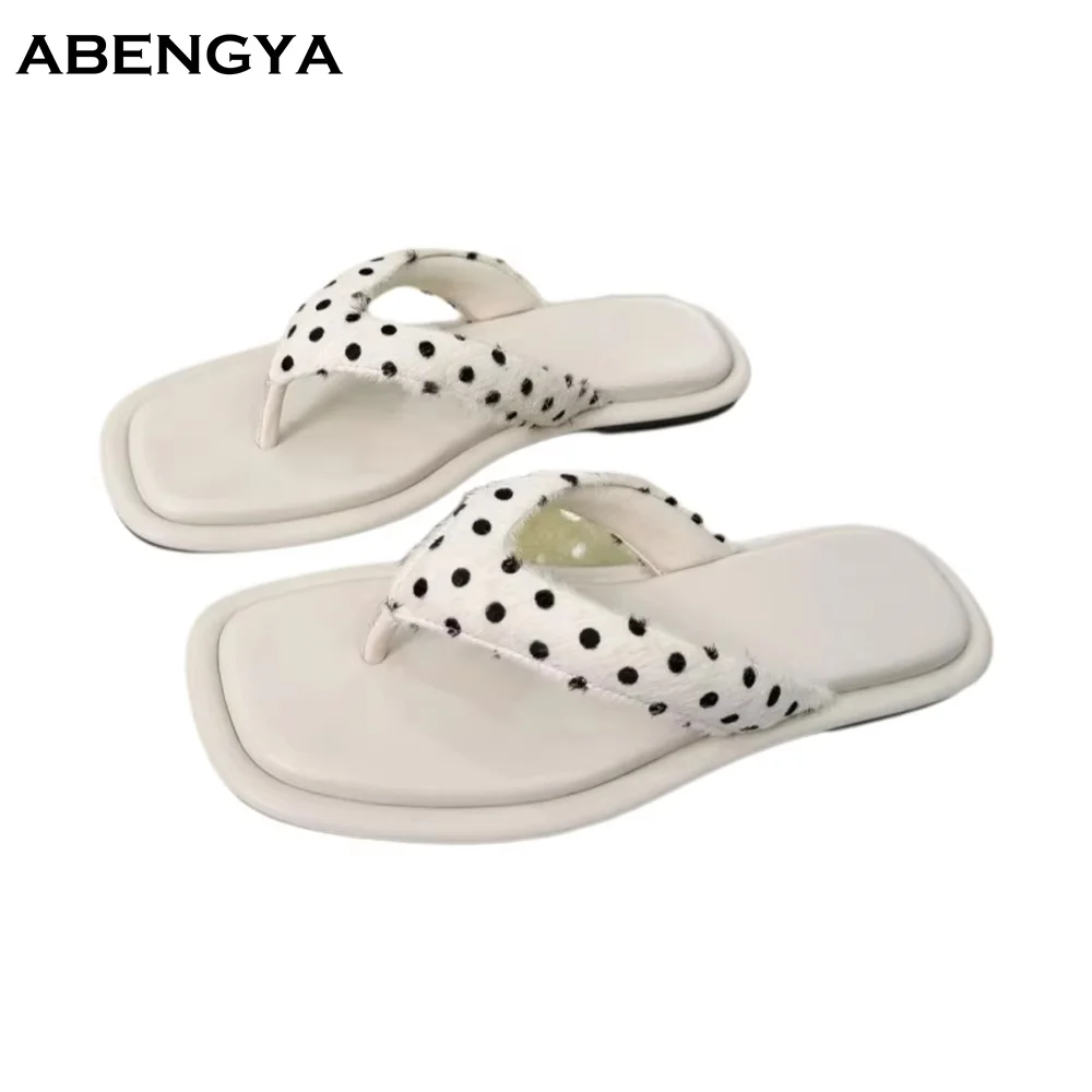 

Designer New Flip Flops Slippers Women Square Toe Horsehair Beach Dress Shoes Summer Casual Party Vacation Walking Shoes Women
