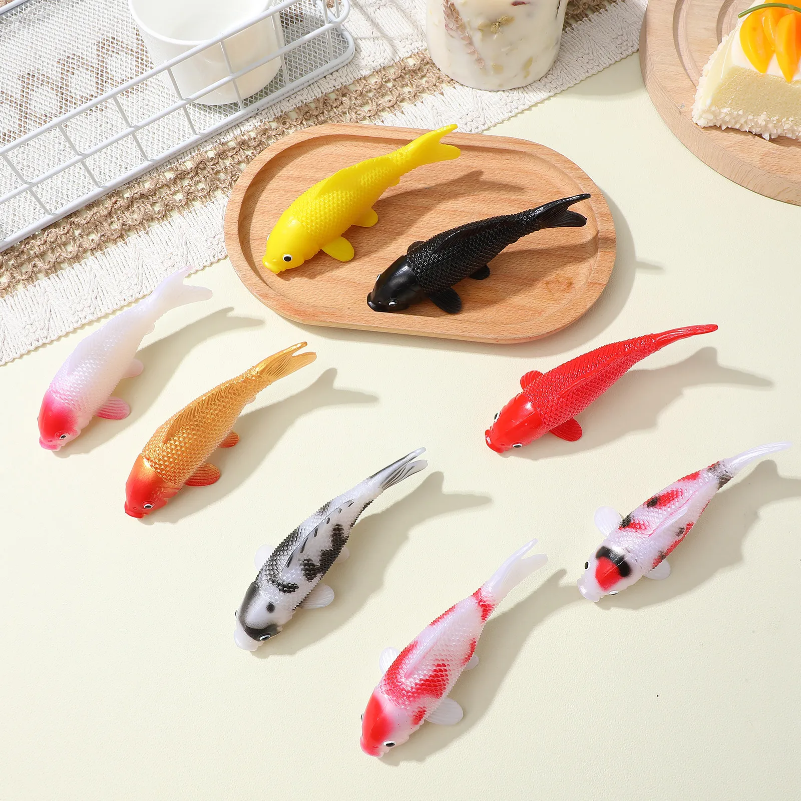 

8Pcs Koi Goldfish Artificial Floating Decoration Realistic Plastic Aquarium Fish Tank Ornament Home Decor Artificial Fish Models