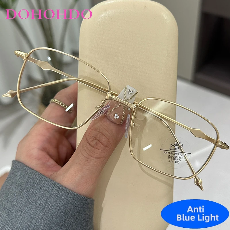 

2026 Trendy Designer Glasses Women Men Metal Square Frame Computer Glasses Vintage Classic Blue Light Blocking Glasses Reading