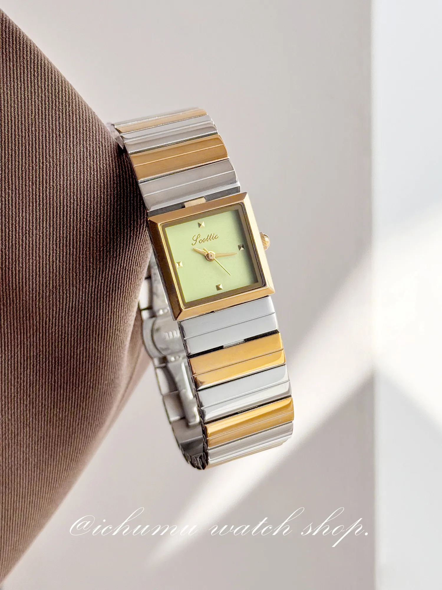 Simple Style Women's Watch Square Exquisite Quartz Watch Light Luxury Niche Women's Watch High-end Gift