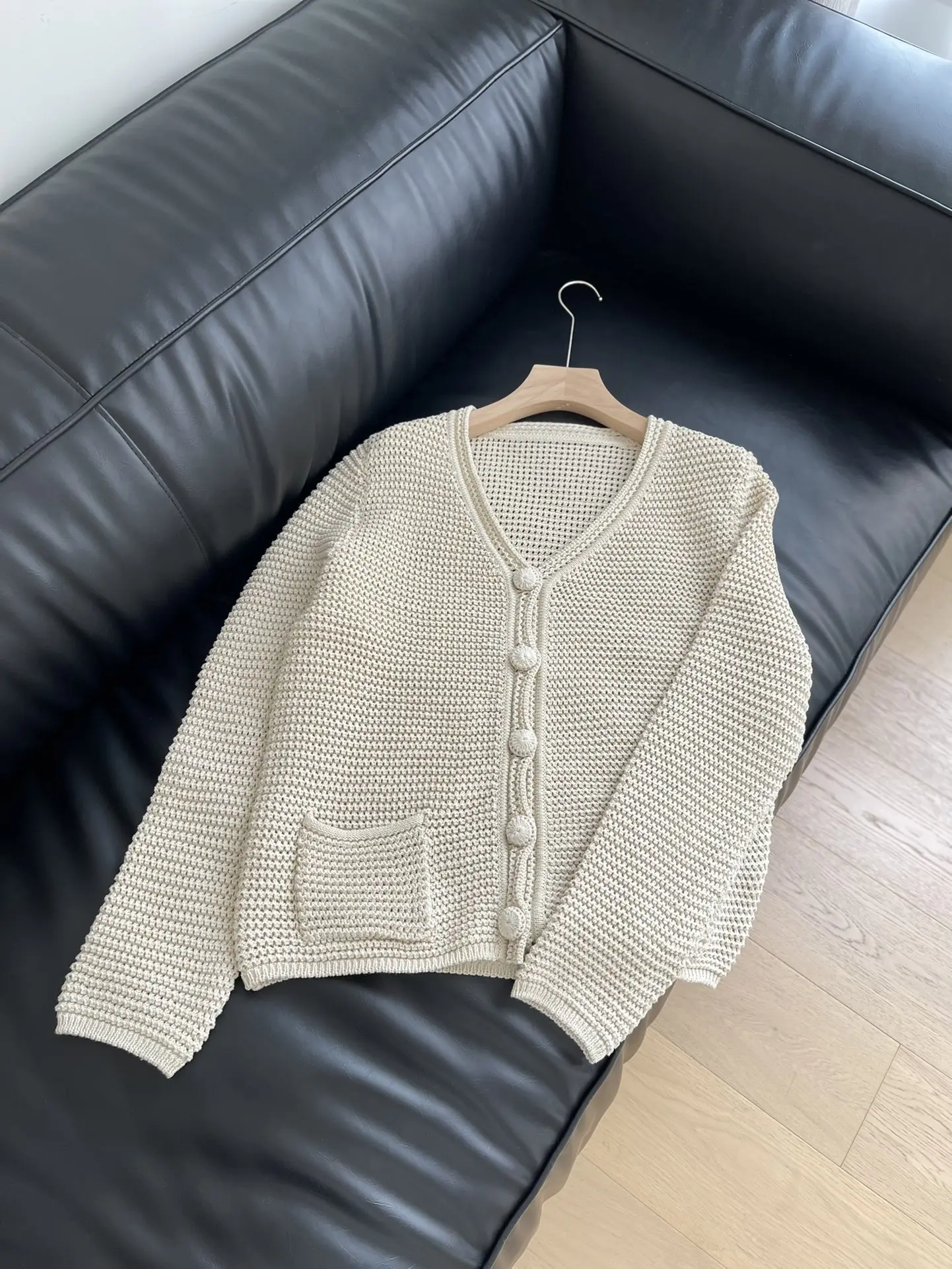 

2024 Autumn/Winter New Women's Clothing Simple beige hollow knitted cardigan 0922