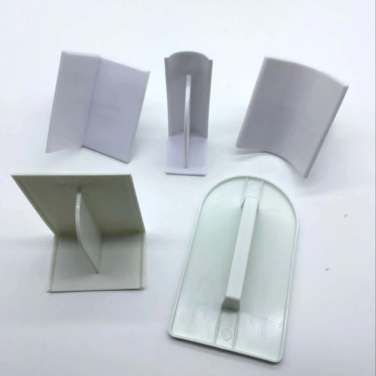 

5pcs DIY Cake Fondant Scraper Smoother Dessert Pastry Decorating Mold Cream Spatula Baking Tools (White)
