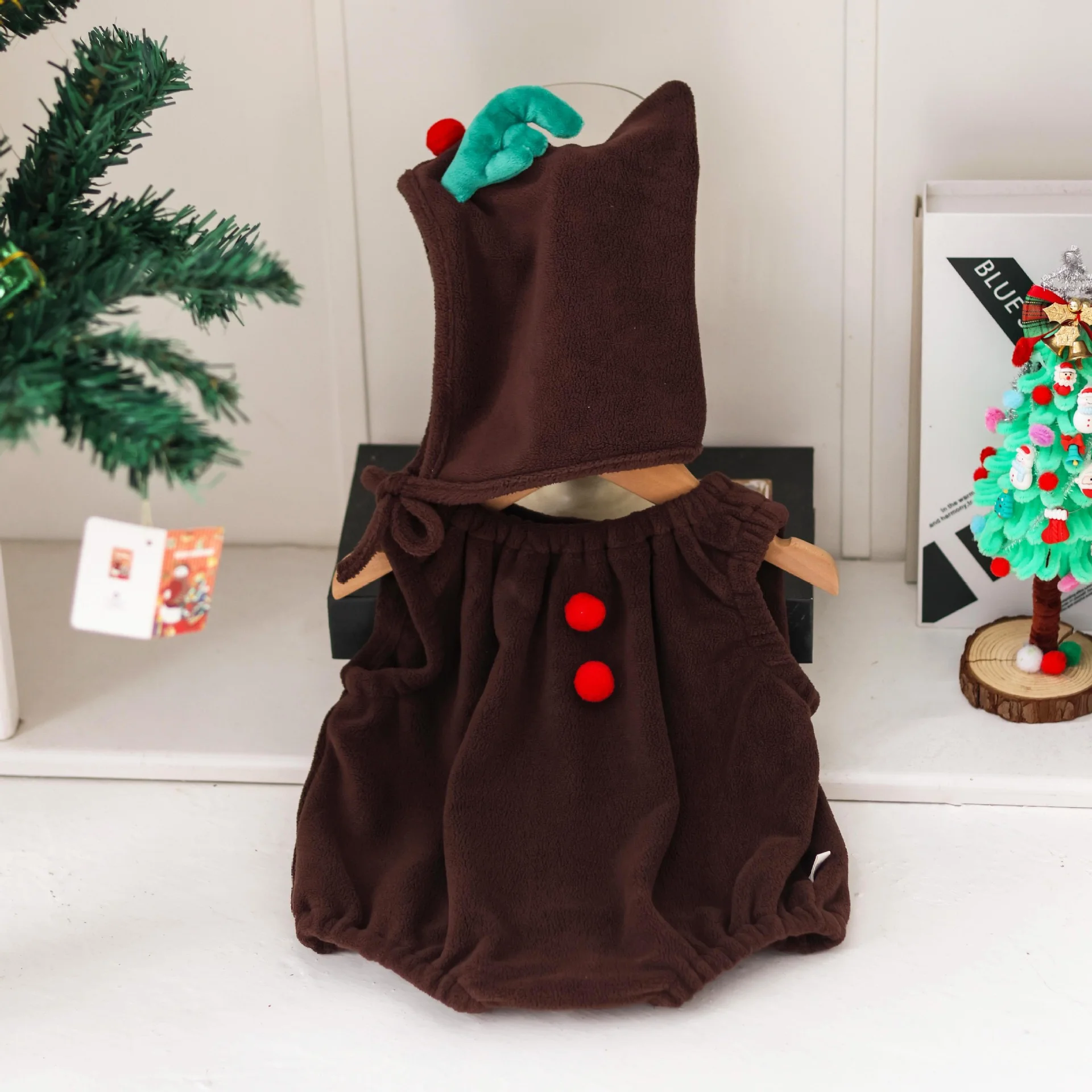 New Baby Christmas Costume Cute Boys and Girls Children Hooded Sleeveless Costume Christmas Clothes Send Hat