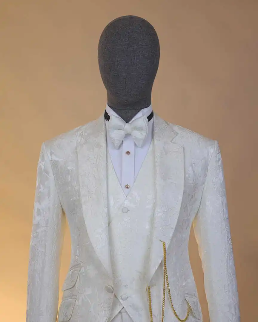 Modello da sposa Abito da uomo Abbigliamento da lavoro Abiti su misura 3 pezzi Cappotto Gilet Pantaloni Groomsman Occasioni formali Taglie forti Personalizzato