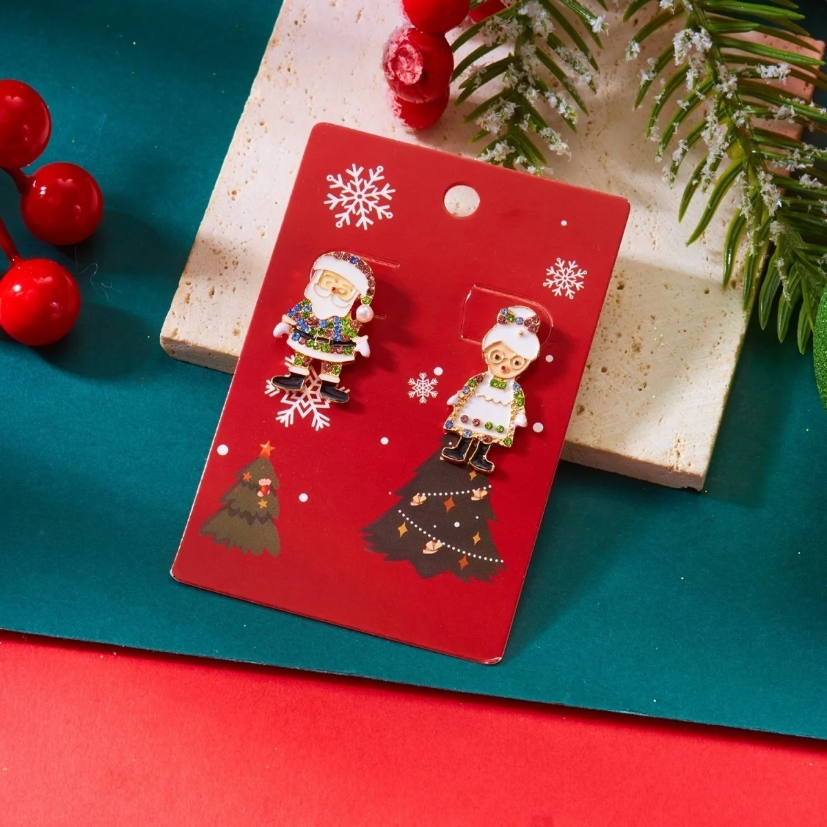 Kreative asymmetrische Ohrstecker mit Weihnachtsmann und Weihnachtsfrau mit langen Beinen für Damen, Imitationsperlen, Weihnachtsfiguren-Ohrringe, Schmuck – Detail 34