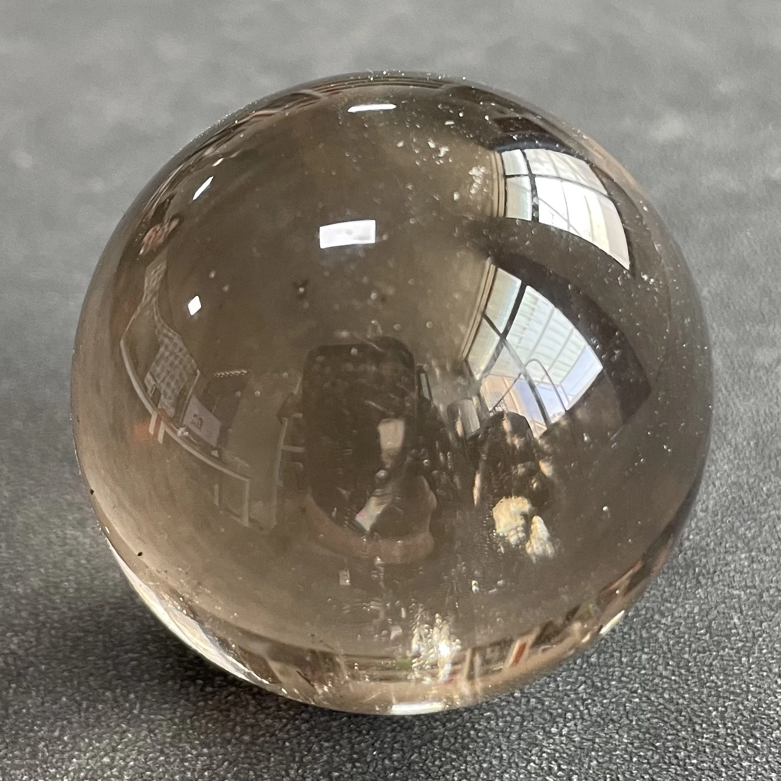 

146g Natural Stone Smoky Crystal Ball Polished Clear Quartz Ball Rainbow Sphere Reiki Healing Gift Room Decor Fengshui Y2127