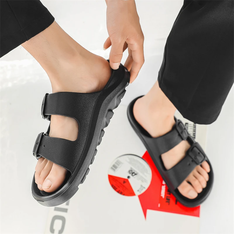 

Men's Casual Slippers Waterproof Non-Slip Thick Sole Wear-Resistant Soft Sole Comfortable Home Outdoor Family Slippers
