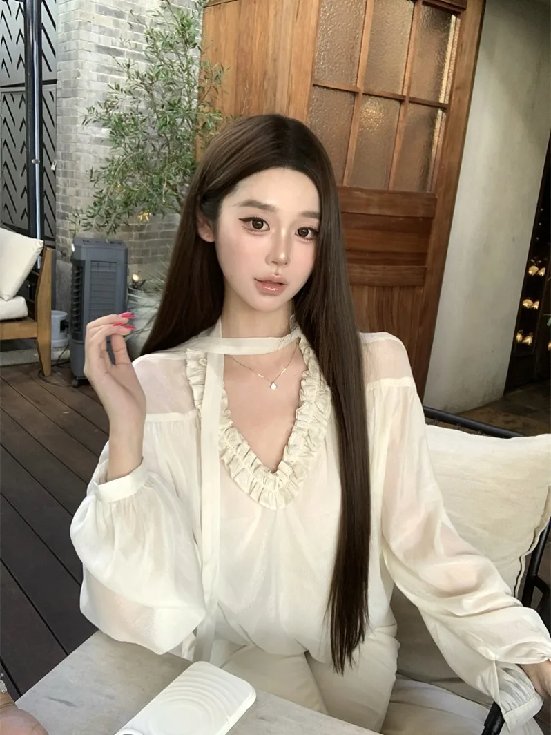 

Свободная женская рубашка с длинным рукавом и V-образным вырезом, весенняя, для повседневной носки, с дизайнерским акцентом, с принтом под дерево, в корейском стиле, повседневная рубашка