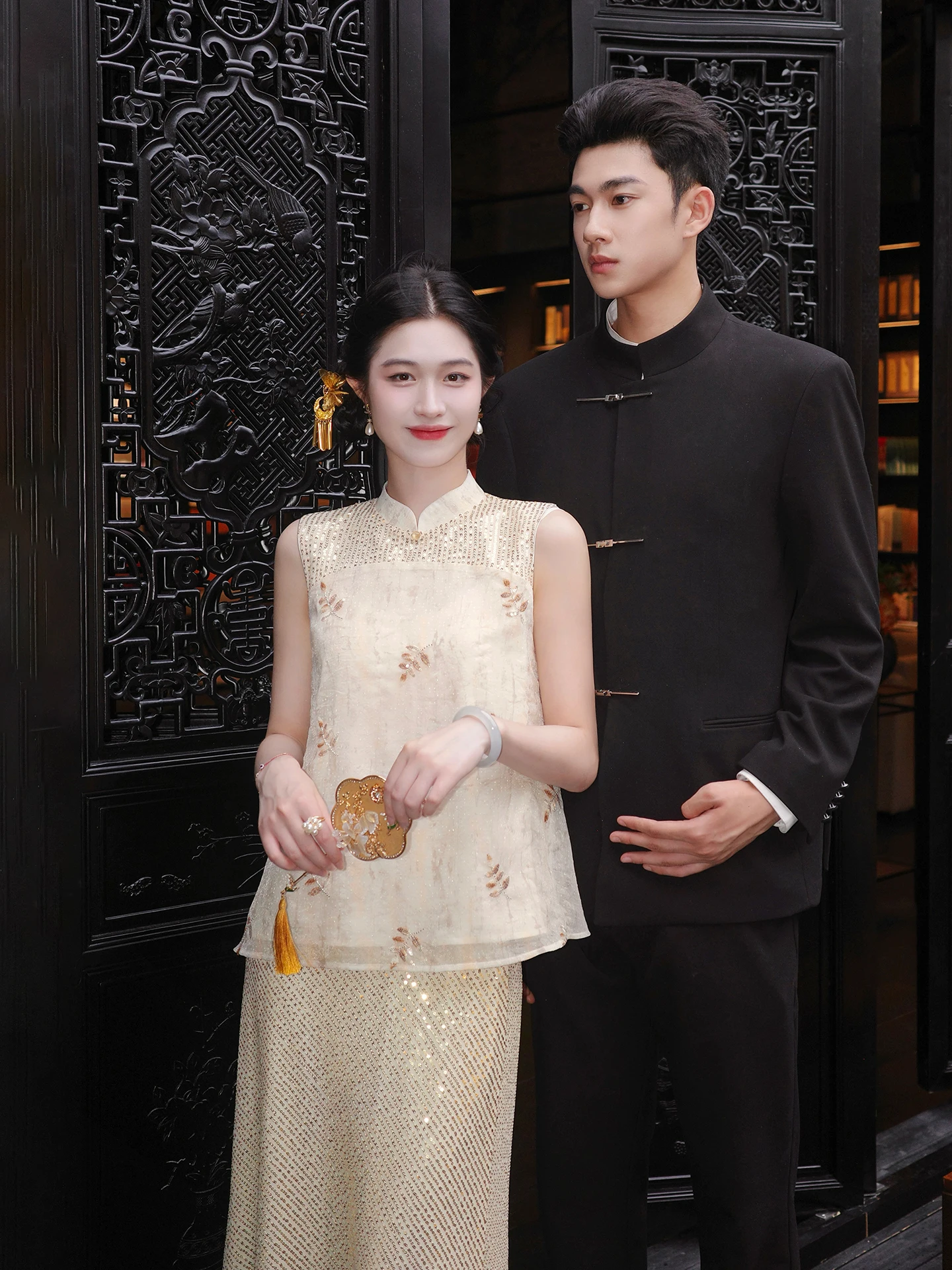 Lingshan Zhihe Summer New Chinese Style Set Women's Sequin Embroidery Vest Fish Tail Half Skirt High Waist Slim Fit Fashion Set