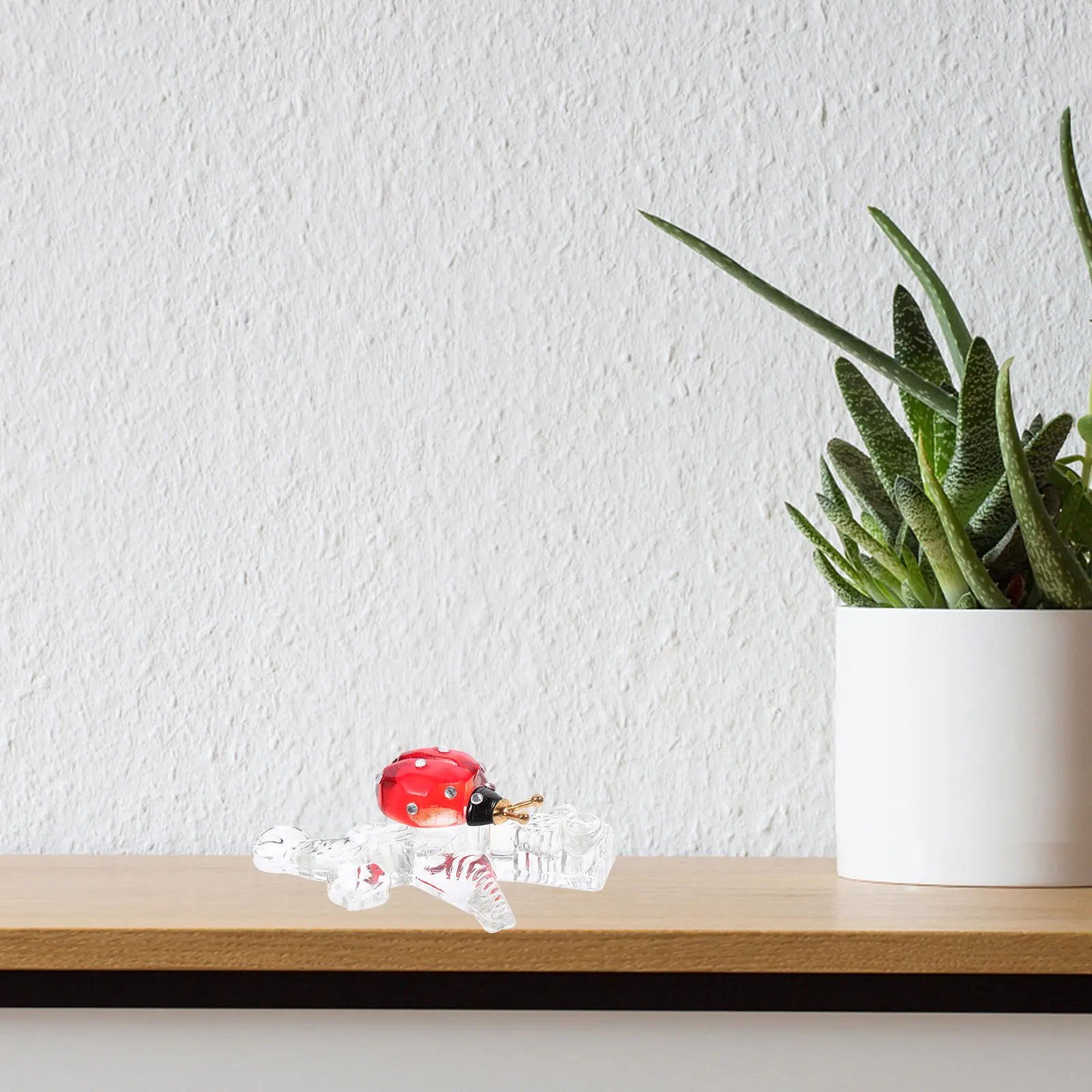 

Crystal Ladybug Animal Ornament Smooth Surface Decorative Animal Decoration for Living Room Desktop Tabletop Home Decor