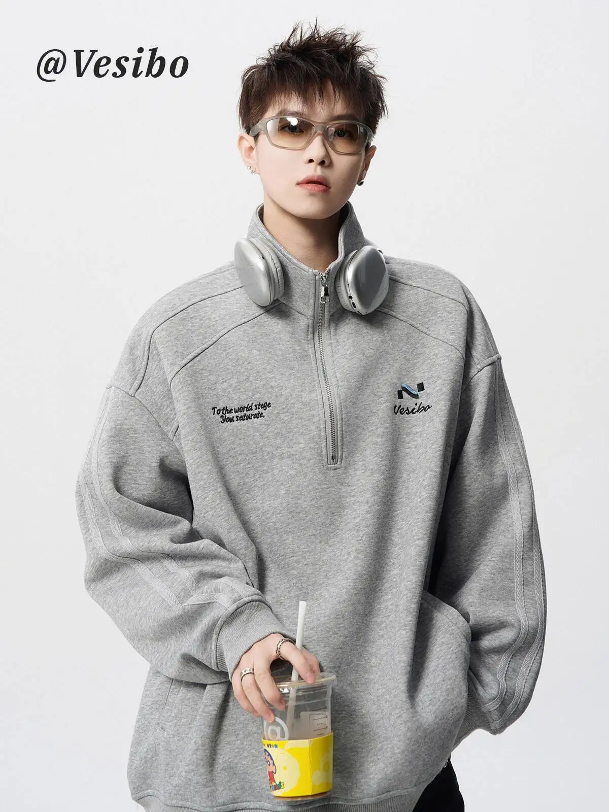

Men's sweater Autumn High Street Retro Embroidered stand Shirt Half Zip Stand Collar Loose Sports Long Sleeve Hoodie Jacket