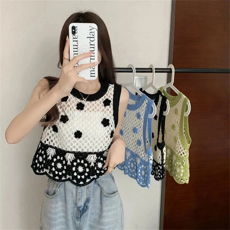 

Summer Hollow Out Flower Embroidery Knitted Tank Top Women Retro Round Neck Sleeveless Top