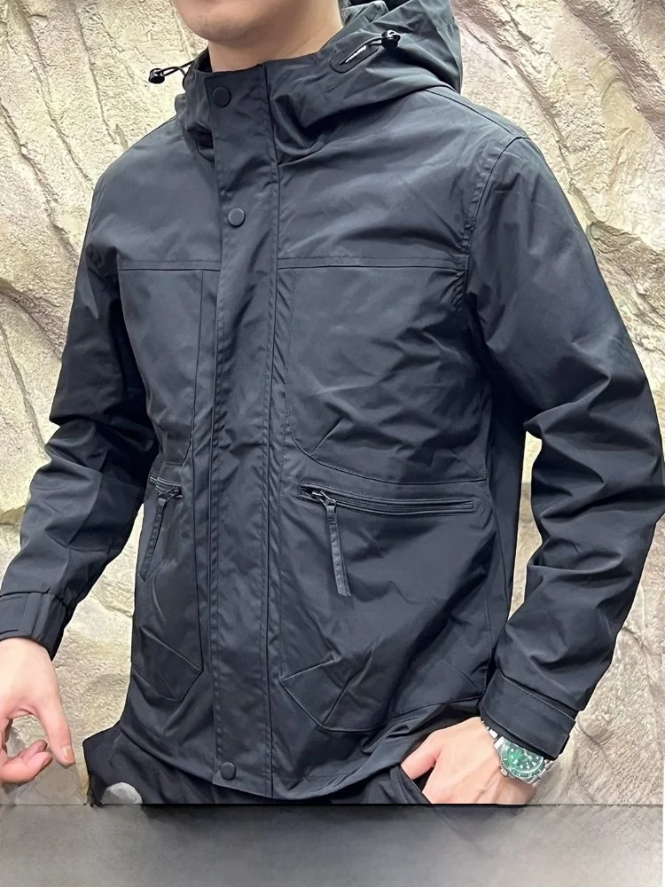 

3D Tailored Men's Outdoor Jaet with Hood Windproof Waterproof Autumn Faion Workwear Sle Mountain Series High Quali