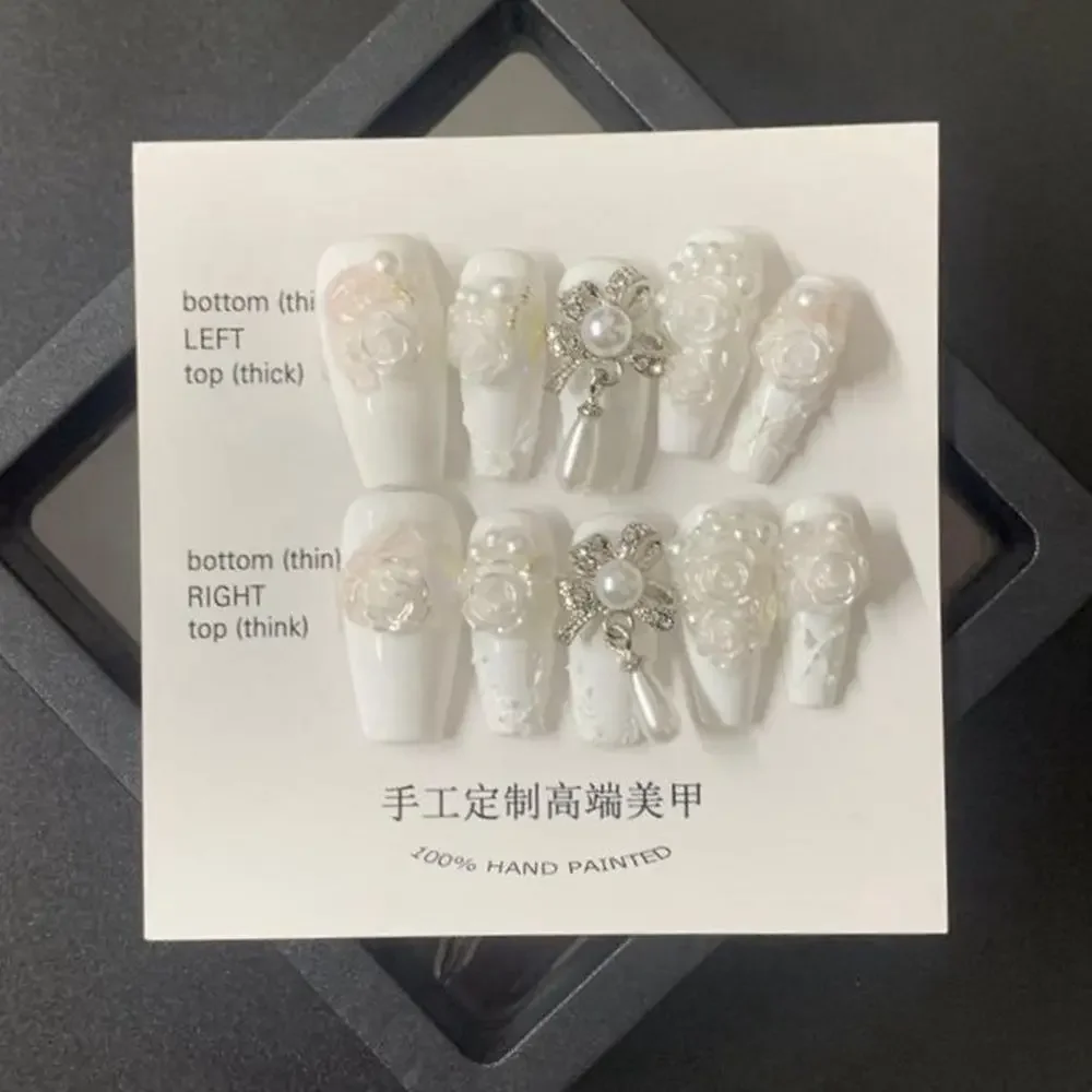 

Handmade White Press on Luxury Star Nails Korean Coffin Design Medium-length Reusable Adhesive False Nails Acrylic