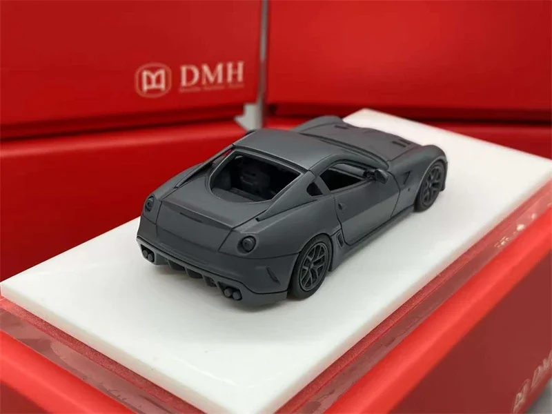 DMHレジンモデルカー、1:64、599 gto認定299