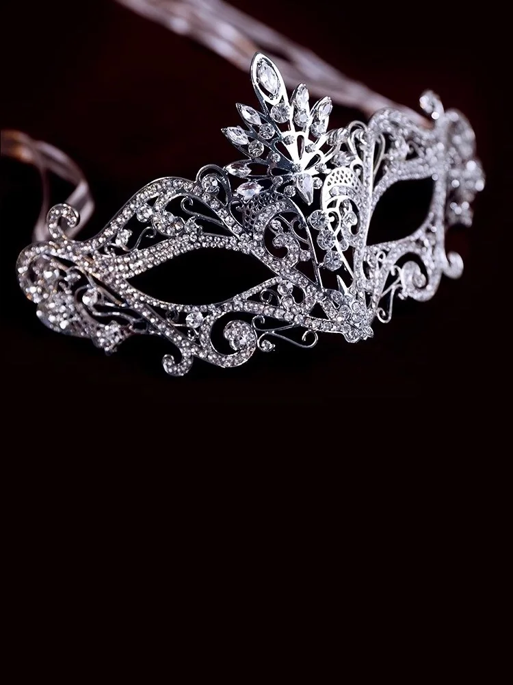 Heavy Industry Shining Diamond Mask for Ball,Performance Party Photo Bride Style Halloween Accessories