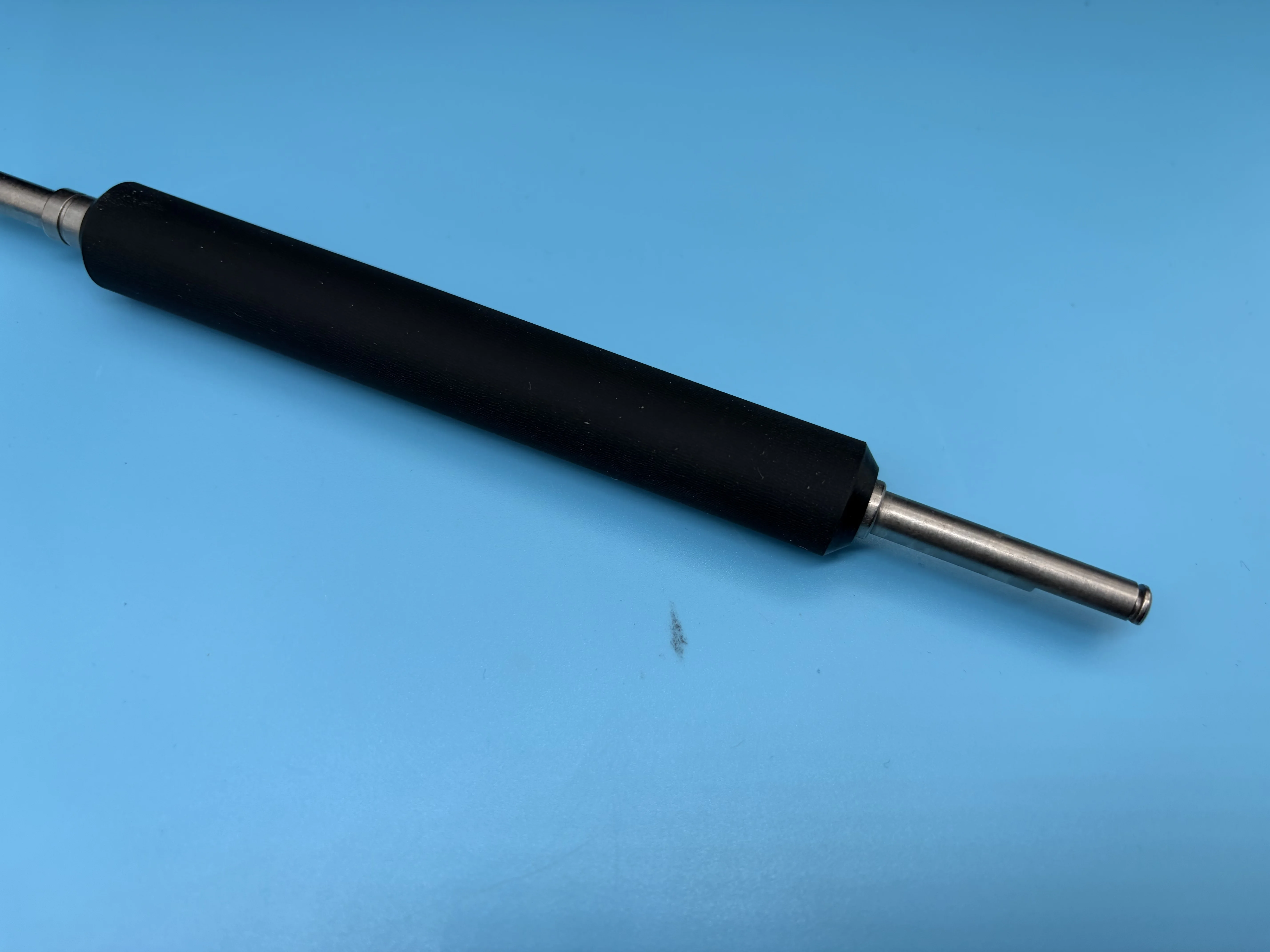 

Резиновый ролик для принтера карт ZXP3C, односторонний, стандартный, высококачественный, новый.