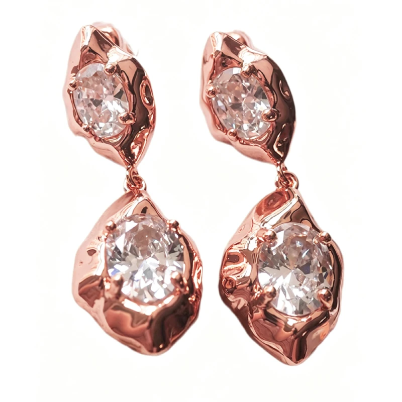 Huitan Zarte Damen-Ohrringe in Goldfarbe, bezaubernde Tropfenohrringe für luxuriöse Hochzeit, Jahrestag, trendiges Zubehör, Schmuck, Geschenk mit CZ – Detail 11