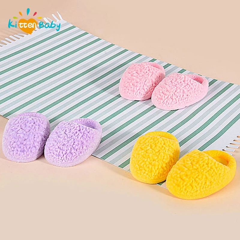 

1Pair 1:6 Dollhouse Miniature Slippers Simulation Flocking Slippers Home Model Decor Toy Doll House Accessories Length 4.3cm