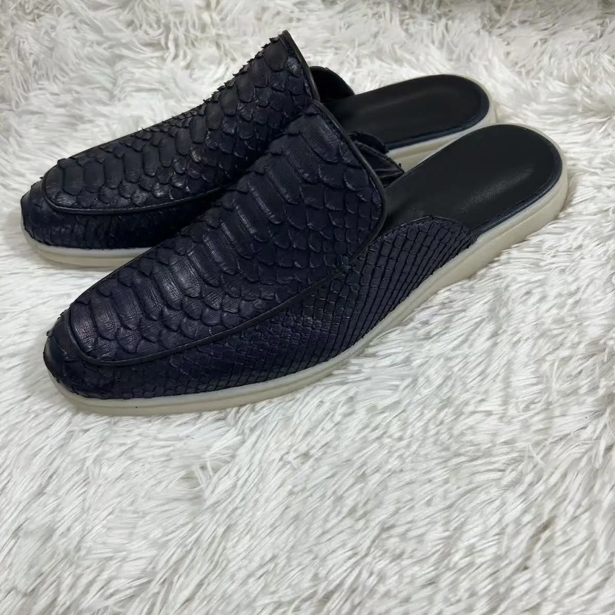 2026 new arrival Fashion snake Skin causal black shoes pdd838