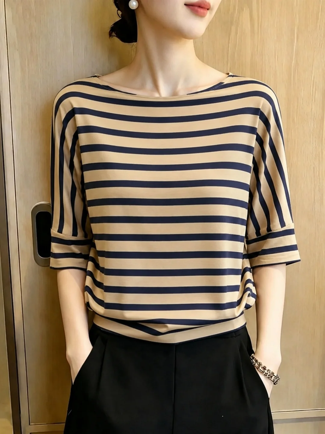 Fashionable Striped Color Block round Neck T-Shirt Women's Commute Style Summer 2026 Poetic Lin Korean Version Straight Cut