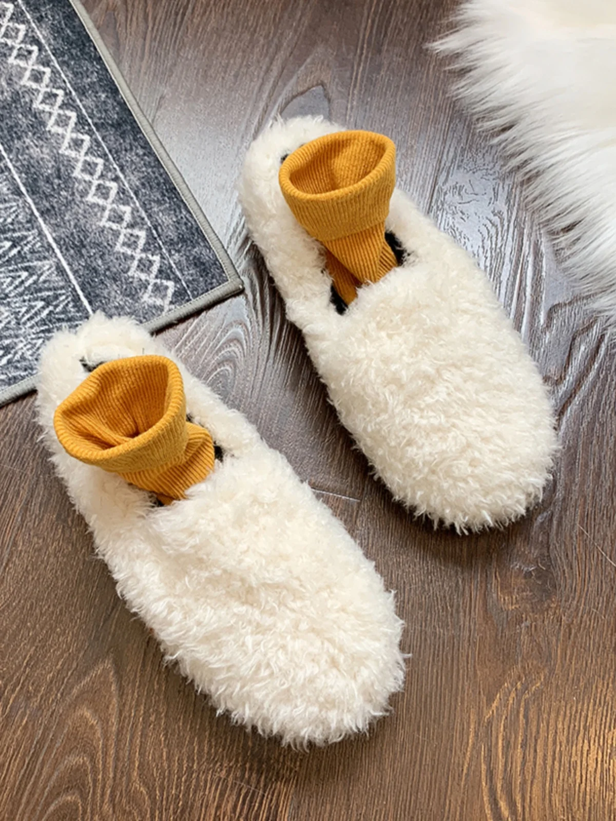 Loafers Fur Women Moccasin Shoes Modis Round Toe All-Match Slip-on Shallow Mouth Casual Female Sneakers Winter Moccasins 2024 Sl