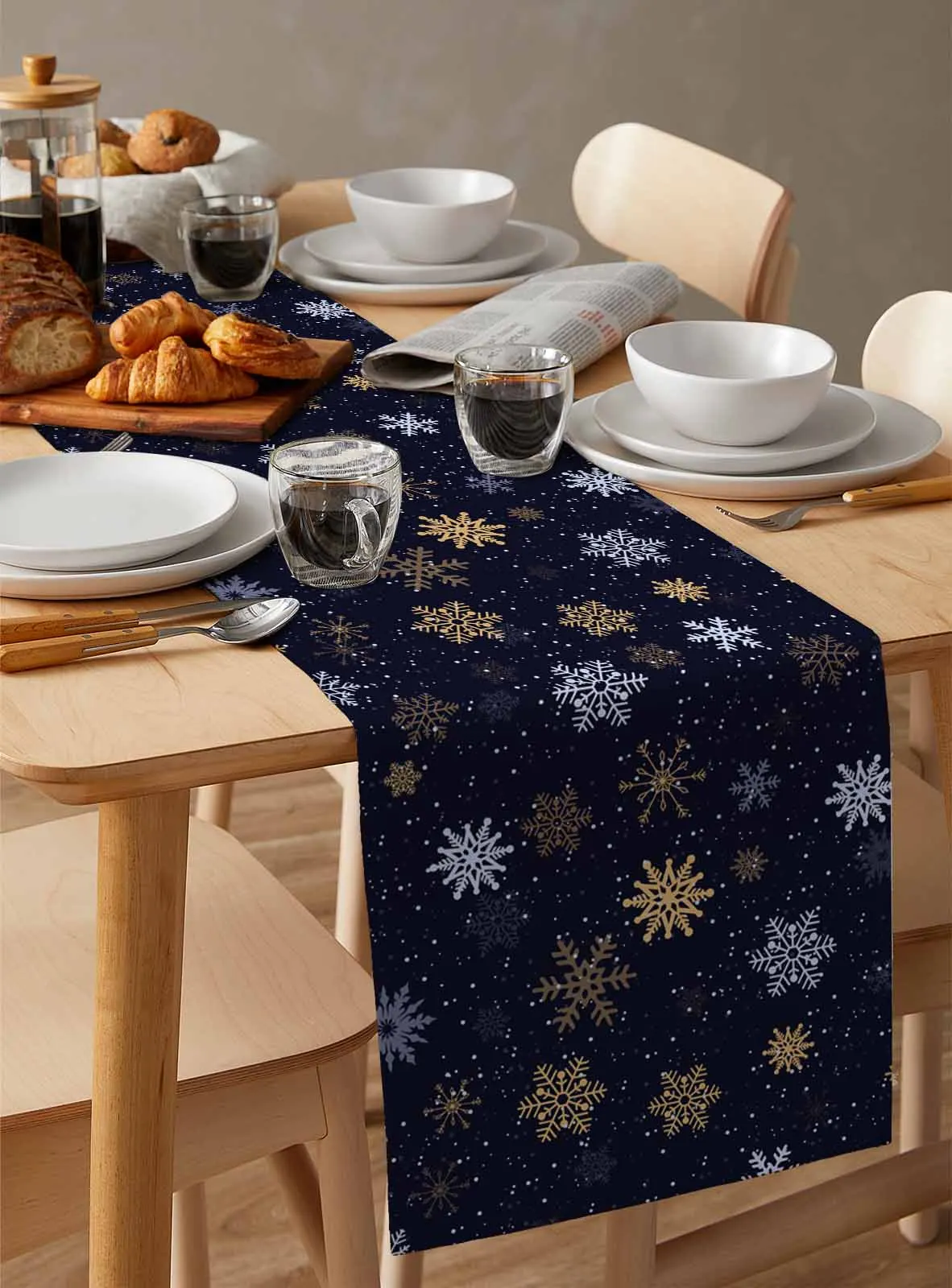 Snowflake Christmas Wave Point Decorations Coffee Table Decor Tablecloth Table Kitchen Decorative Table