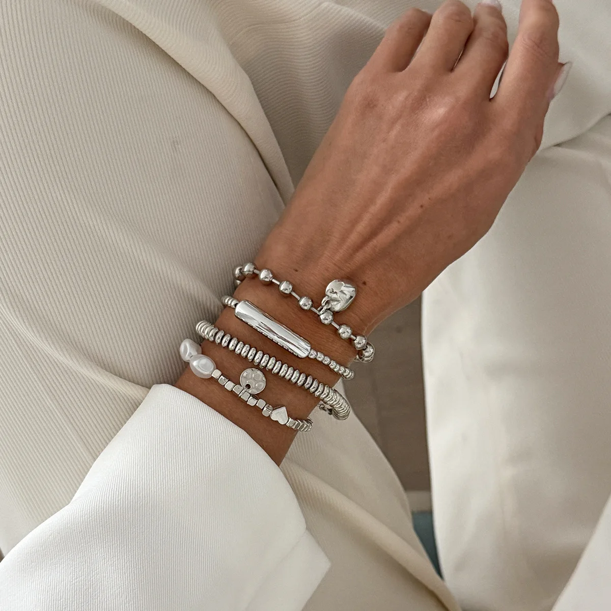 Thumbnail 3 - #45 Latest Pendant Bracelets Offers