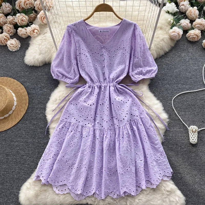 Vintage  Lace V-neck Hollow Out Puff Short Sleeves  Dress Casual Women A-Line Fashion Summer Beach Vacation Dress