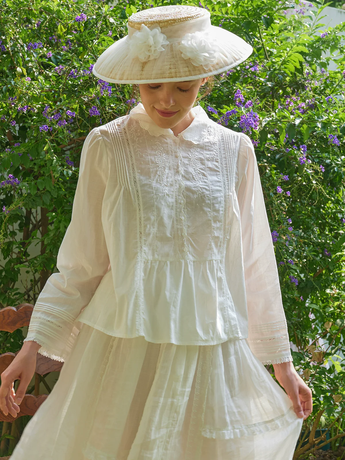 

Spring Summer Women Retro Elegant Fresh Embroidered Lapel Minimalist White French Short Sleeve Top Shirts/Blouses