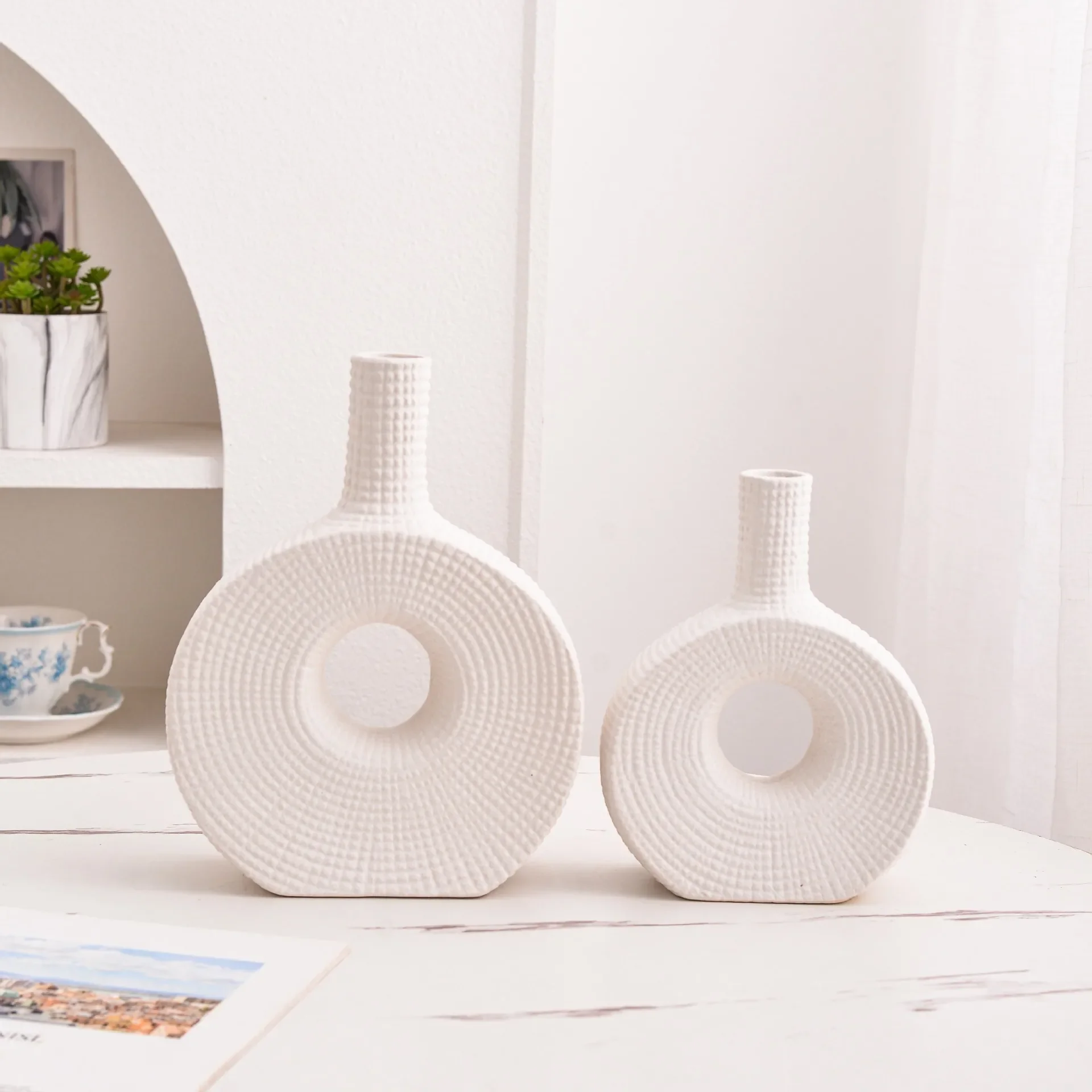 Ceramic Flower Vase Creative Floral Arranger Ornament Home Living Room Entrance TV Cabinet Tabletop Decor Craft Wholesale Supply